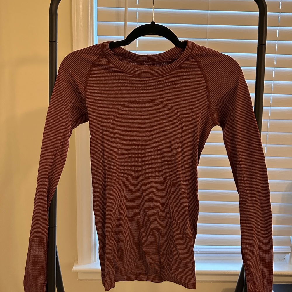 Lululemon Swiftly Tech Long Sleeve Top